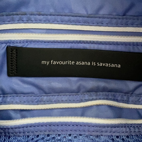 Lululemon sports bag - Picture 6 of 7